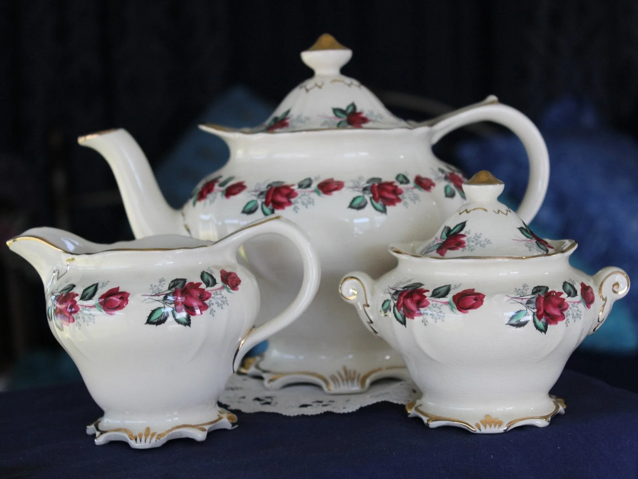 Sadler Vintage Teapot, 4 Cup, Sugar & Creamer, Elegant Porcelain Teaset 16223